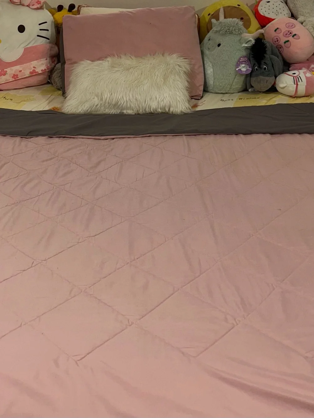 Room Essentials Pink Quilted Comforter with Gray Trim